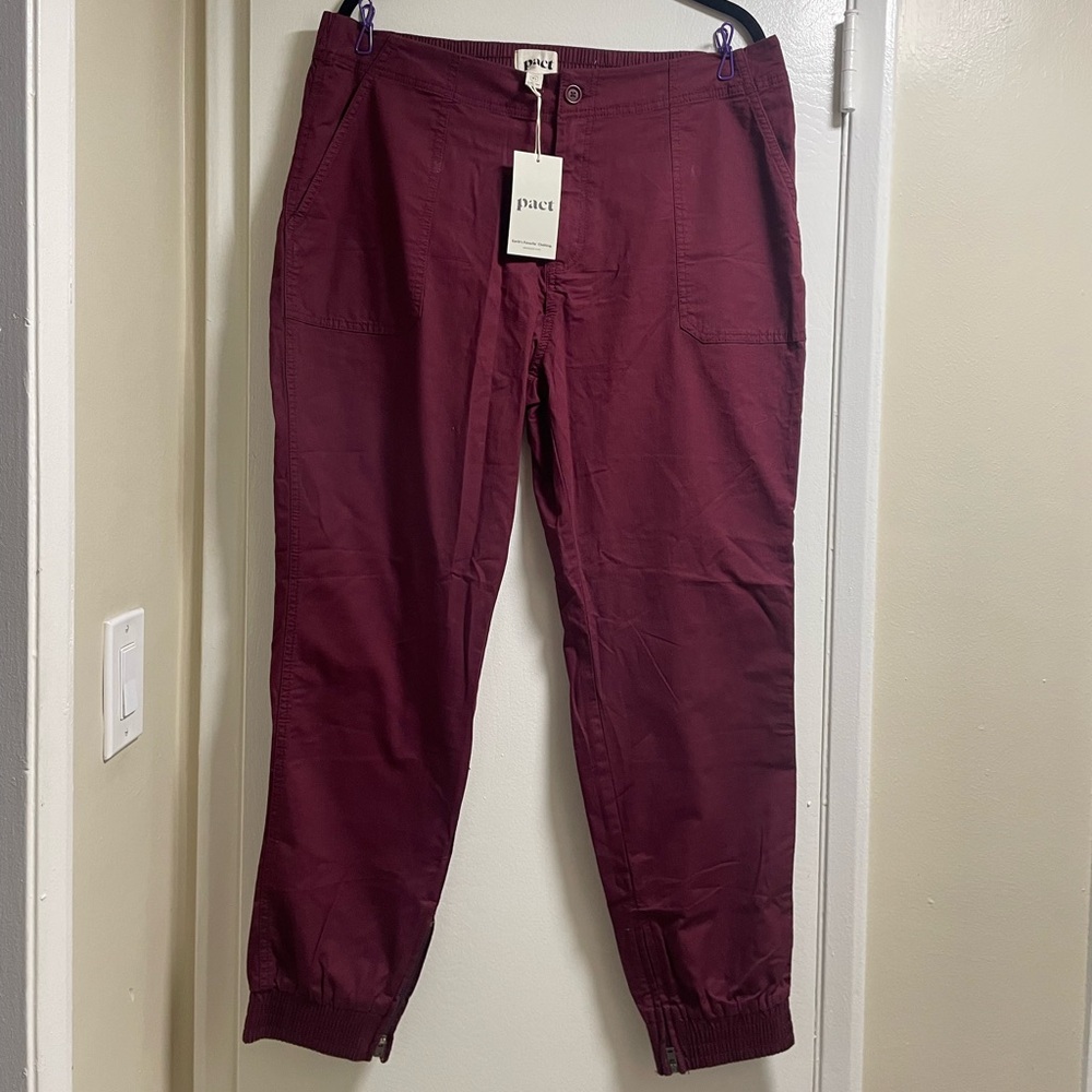 NWT Pact Twill Jogger - XL